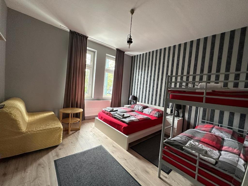Adam's Hostel Düsseldorf Buitenkant foto